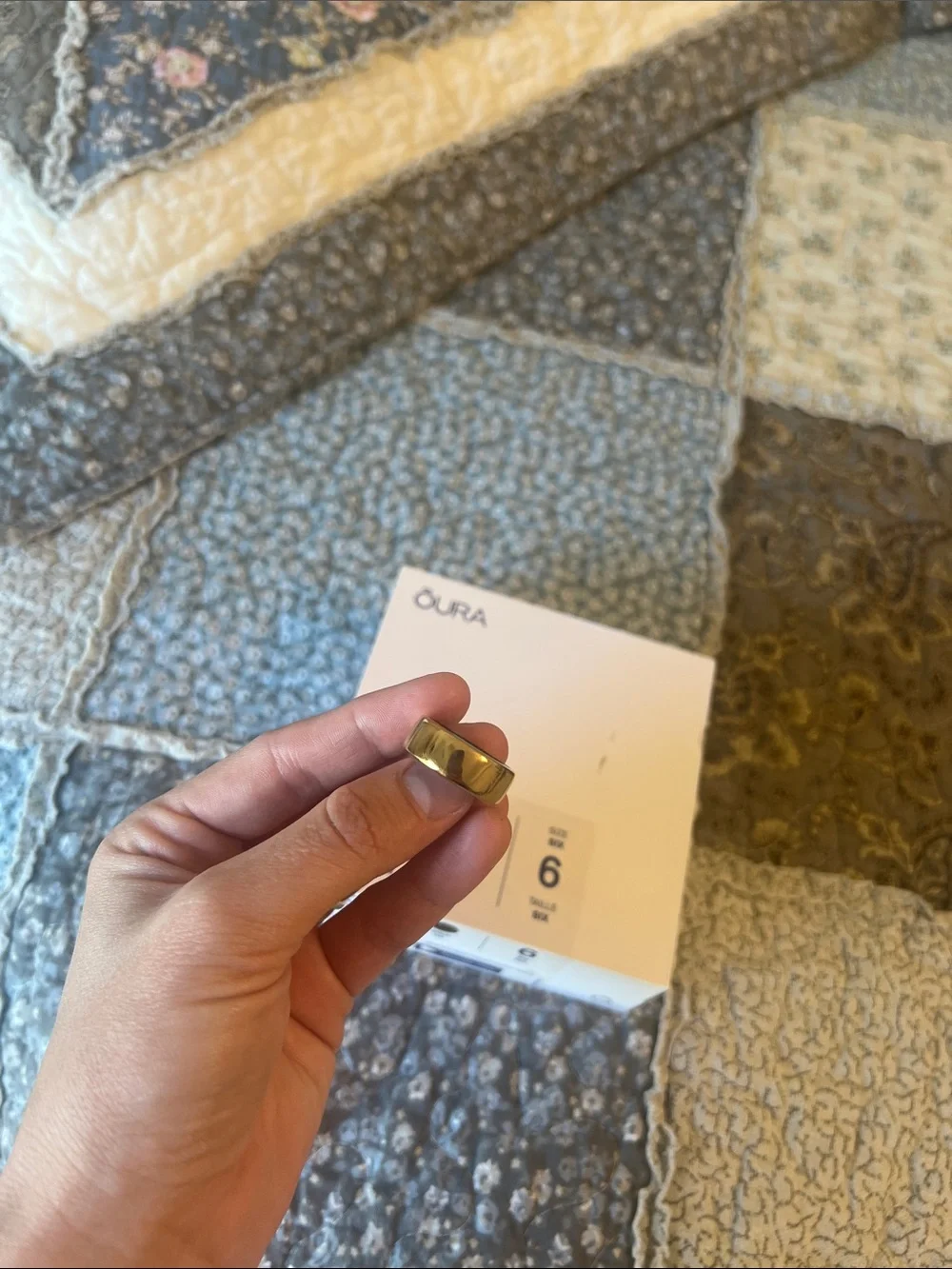 Oura Horizon Ring in Gold Finish